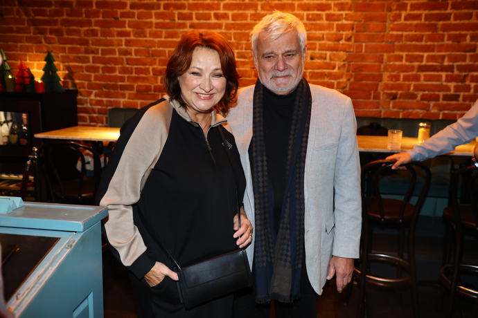 FOTO: Zlata Adamovská a Petr Štěpánek se usmívali od ucha k uchu. – stránka 4