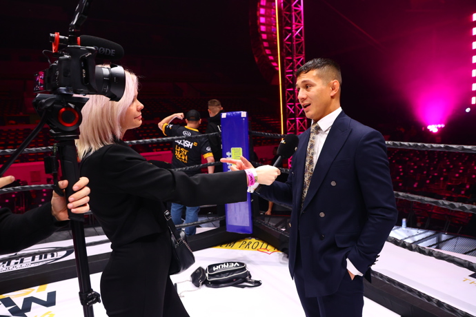 FOTO: Tomáš Le Sy během rozhovoru. – stránka 1