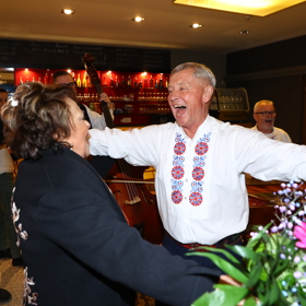 Herečka to pořádně roztočila, věk na ní není znát.