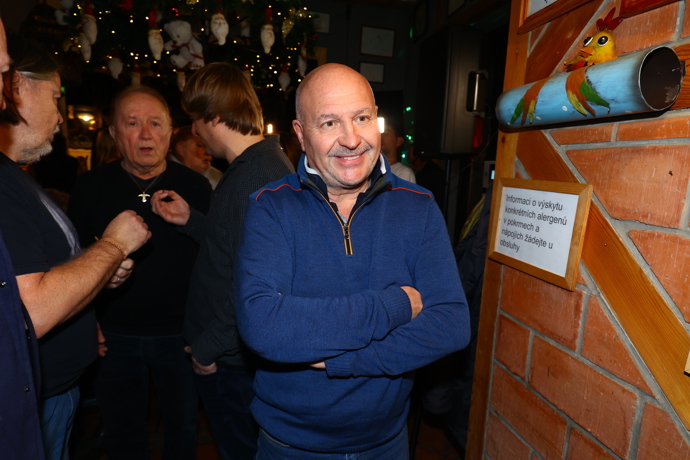 FOTO: Legendy se sešly v Průhonicích. – stránka 2