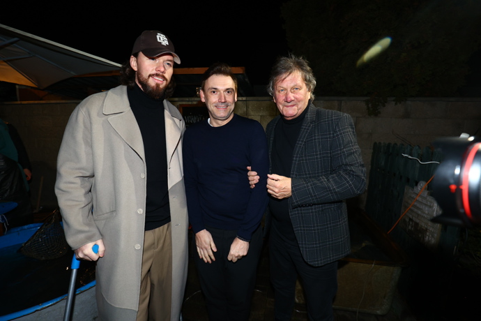 FOTO: Standa Hložek dorazil na Vánoční večírek. – stránka 4