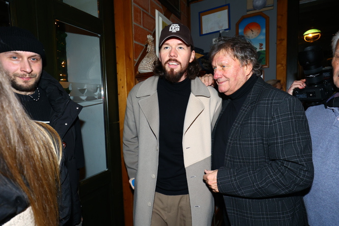 FOTO: Stanislav Hložek dorazil ke slepičkám. – stránka 3