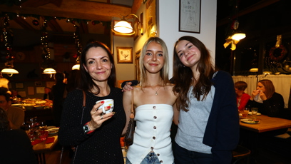 FOTO: Alice Jandová se svými dcerami Rozárii a Anežkou.