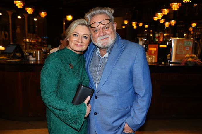 FOTO: Premiéra filmu Deník shopaholičky. – stránka 11