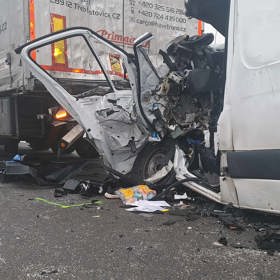 Při tragické nehodě zemřel slovenský zpěvák Adam Urban.