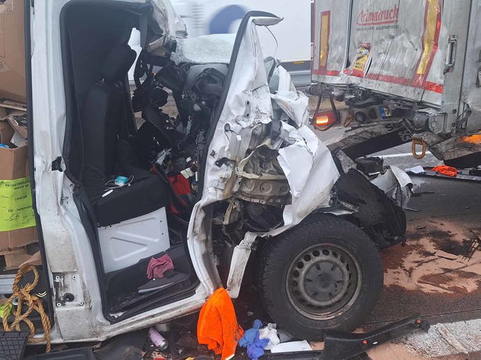 FOTO: Při tragické nehodě zemřel zpěvák Adam Urban.