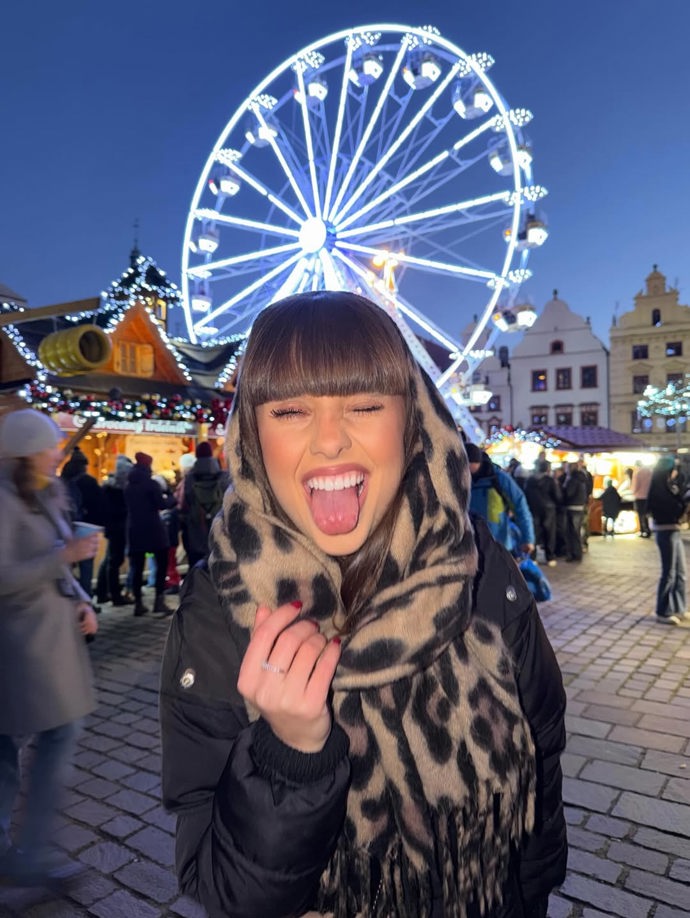 FOTO: Lenka Holubová vyrazila na trhy. – stránka 1