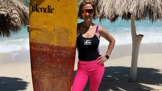 Bára na Bali surfovala i jezdila na skejtu