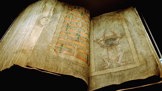 Codex gigas je největší rukopisná kniha (kodex) světa. Byla pravděpodobně napsána počátkem 13. století v podlažickém klášteře v Podlažicích u Chrudimi. Podle legend se na sepsání podílel sám ďábel, proto se jí často říká Ďáblova bible.