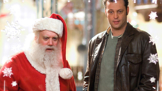 Fred Claus (Vince Vaughn) vyrostl ve stínu obdivovaného mladšího bratra Santy a stal se z něho zachmuřený bručoun, který už nevěří na Vánoce. Jednoho kouzelného prosince však přesto vyrazí první sobí třídou na sever, protože zjistil, že Santa je v maléru.