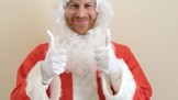 Princ Harry se převlékl za Santa Clause a zpříjemnil Vánoce dětem, které přišly o rodiče