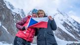 Klára Kolouchová jako první rodilá Češka zdolala před lety Mount Everest a v loni jako první Češka a teprve dvacátá žena světa vystoupala i na druhou nejvyšší horu světa  - na nebezpečnou K2. 