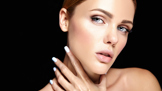 Kosmetické vychytávky: Jak používat rozjasňovač a na co si dát pozor