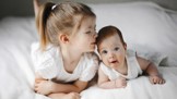 4 účinné způsoby, jak předejít sourozenecké žárlivosti: Znáte je všechny?