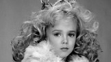 Vražda JonBenét Ramsey: Jeden z podezřelých je dnes ženou a hájí sterilizaci násilníků