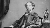 Bizarní léky na nespavost: Charles Dickens šoupal s postelí po ložnici, Italové užívali ušní maz psů
