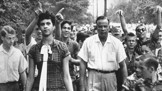 Příběh segregace Dorothy Counts: Na střední škole zažila plivání, urážky i totální ignoraci