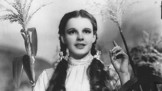 Temná tajemství Hollywoodu: Judy Garland skončila na kávě, cigaretách a kuřecí polévce, dožila se jen 47 let