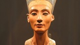 Nefertiti nepřestává Egyptology uchvacovat dodnes
