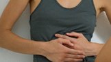 S bolestí břicha se dá bojovat různými způsoby.
