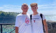 Andrej Babiš se svým synem Frederikem.