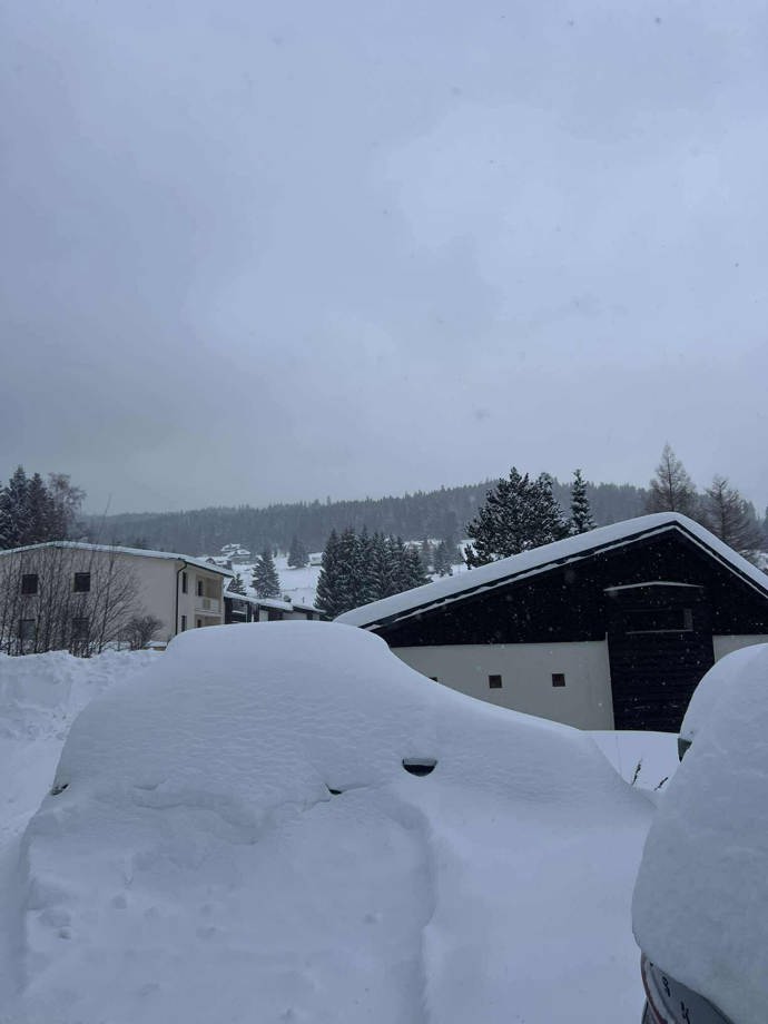 FOTO: V Peci pod Sněžkou není o sníh nouze. – stránka 8