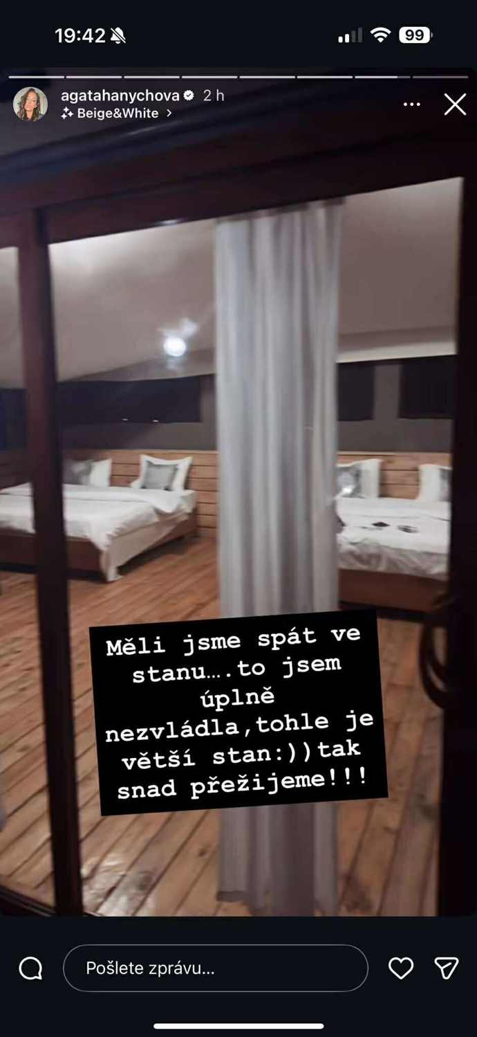 FOTO: Agáta Hanychová je na safari. – stránka 7