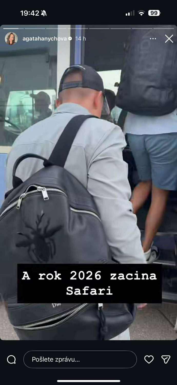 FOTO: Agáta Hanychová je na safari. – stránka 6