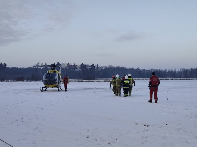 FOTO: Jedna z žen musela být letecky převezena do nemocnice. – stránka 2