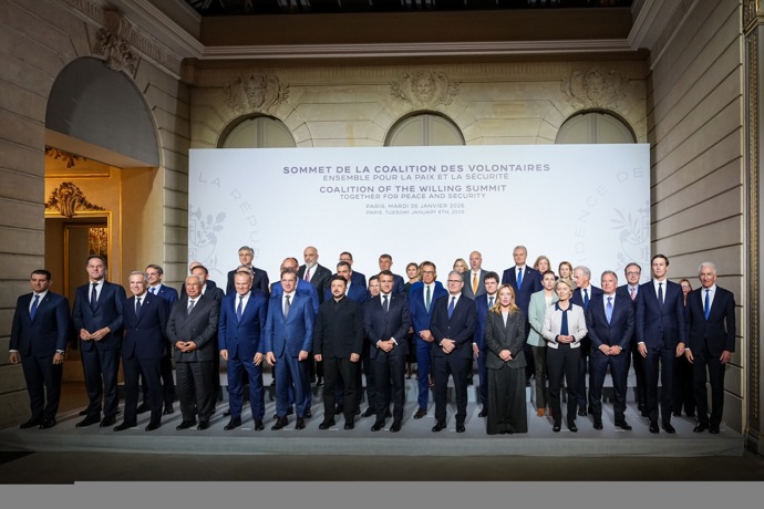 FOTO: Andrej Babiš mezi státníky v Paříži až v poslední řadě. – stránka 17