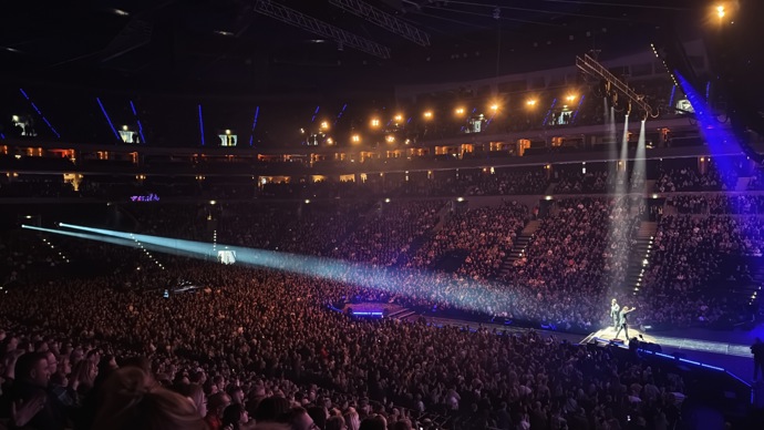 FOTO: O2 Arena byla vyprodaná. – stránka 18
