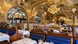 I nádražní restaurace mohou přetahovat zákazníky od konkurence v centrech měst. Potvrzuje to třeba pařížská Le Train Bleu.