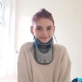 Shining Ája měla voperovaný kardiostimulátor. 