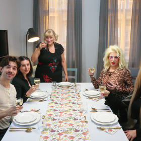 Kontroverzní Prostřeno s influencery.