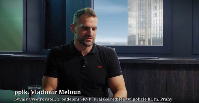 FOTO: O hrůzných činech promluvil v dokumentu vyšetřovatel Vladimír Meloun. – stránka 1