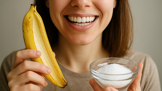 Banánová slupka a sůl na čištění zubů: může být tento virální trik nebezpečný