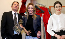 David Prachař údajně randí se Sarah Haváčovou. Stále je však v manželství s Lindou Rybovou. 