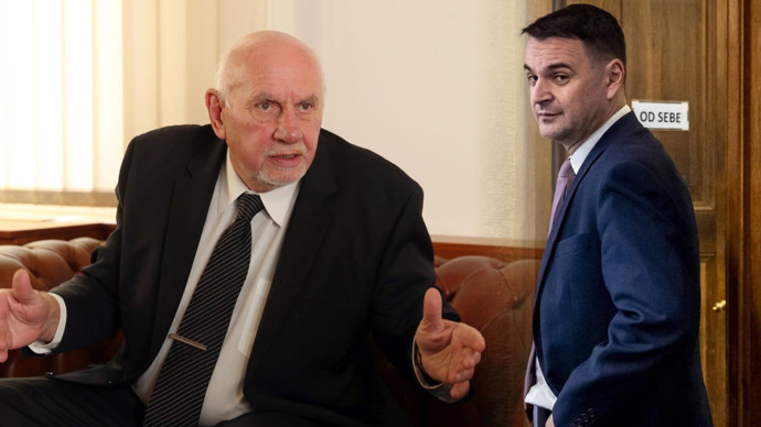 Foto k tématům Pavel Rychetský, Petr Macinka