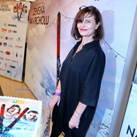 Pak se na obzoru objevil Vladimír Dvořák, se kterým si Jana Krausová velmi rozuměla.  V roce 1987 si zahrála ve filmu Discopříběh, ze kterého jsou následující dva snímky.