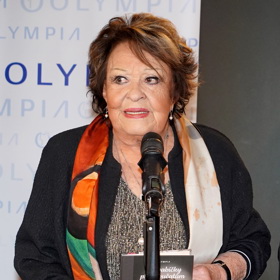 Jiřina Bohdalová sepsala knihu receptů na základě toho, že se měla stát poprvé prababičkou. 