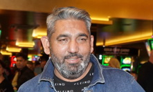 Zdeněk Godla v triku Philipp Plein.