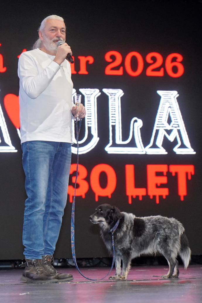 FOTO: Daniel Hůlka hraje v muzikálu Dracula třicet let. – stránka 4