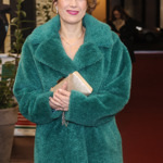 Aktuálně jsou v kurzu především barevné kožíšky, které má v šatníku i Tereza Kostková.