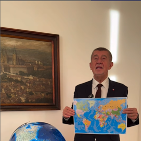 Andrej Babiš se jal vysvětlovat proč si pořídil globus.