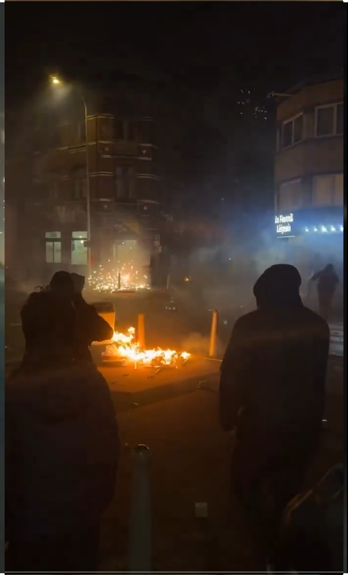 FOTO: Ulice Bruselu nebyly moc bezpečné. – stránka 13