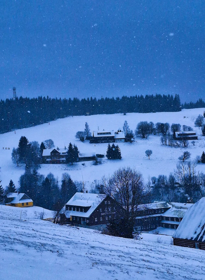 FOTO: Pec pod Sněžkou. – stránka 14