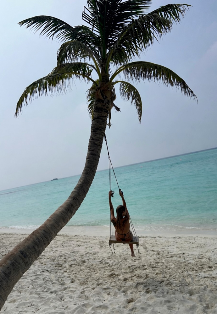 FOTO: Mia si užívá zasloužený odpočinek. – stránka 1