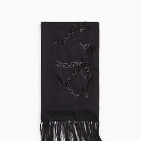 Zdobený saténový šál, H&M, 979 Kč