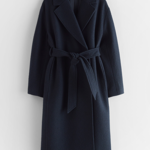 Volný vlněný kabát s páskem, & Other Stories, 6490 Kč