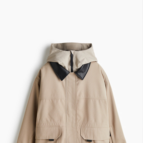 Lyžařská bunda s límcem, H&M, 3999 Kč